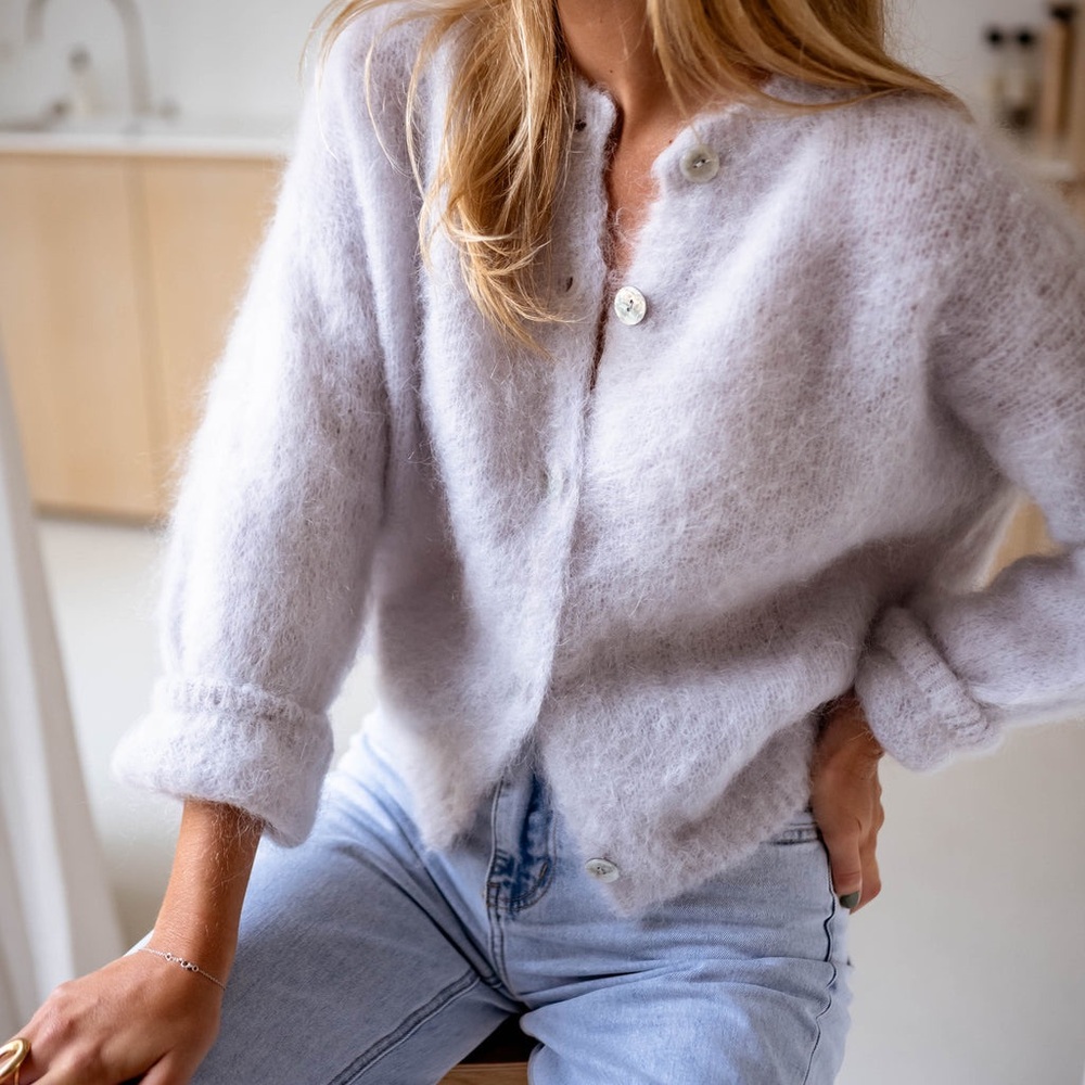 Easy Clothes Soft gray Cardigan